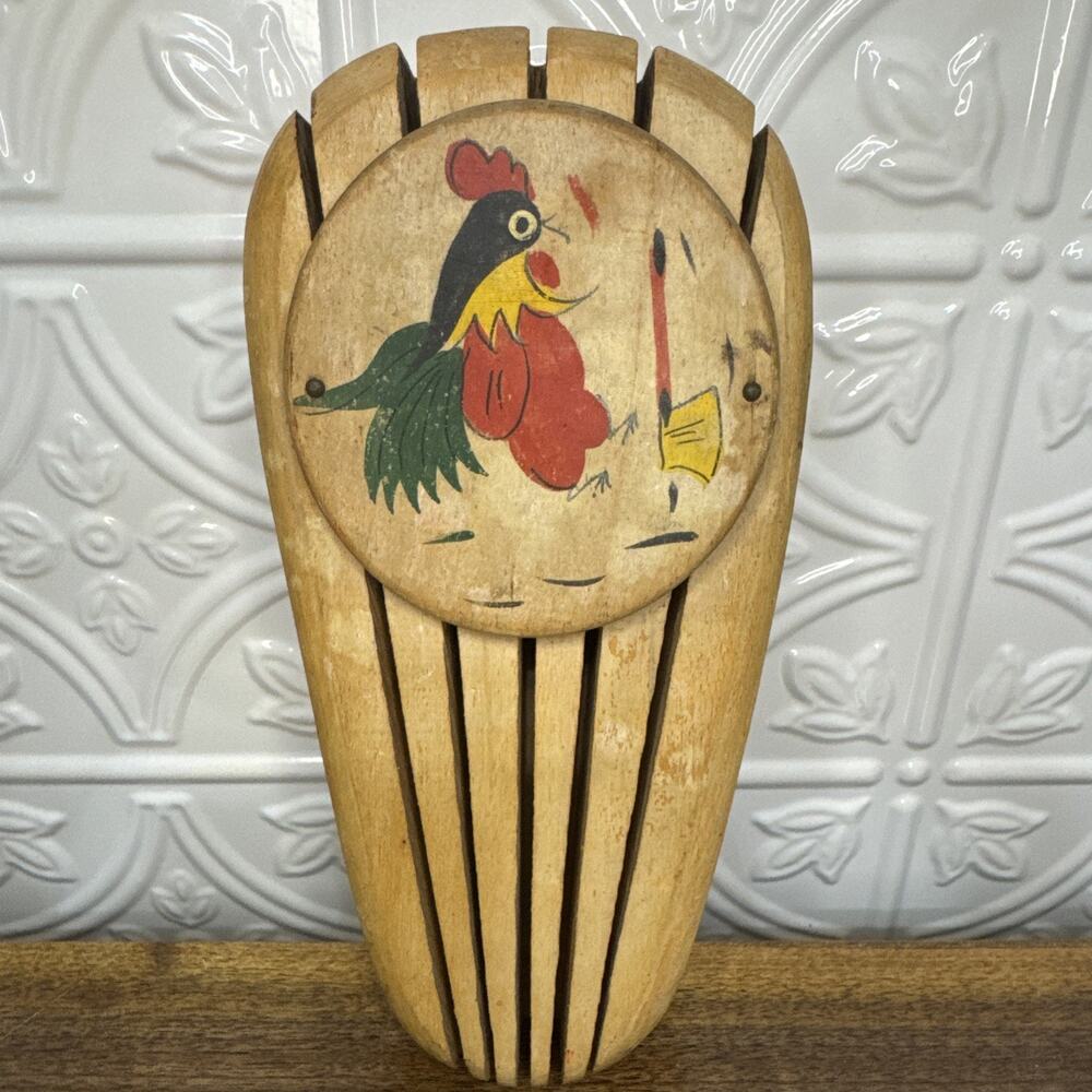 Vintage 1950s Wooden Rooster Hanging Knife Holder 5 Slots Wall Mounted